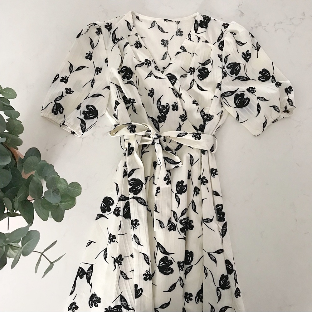 • floral midi dress •
